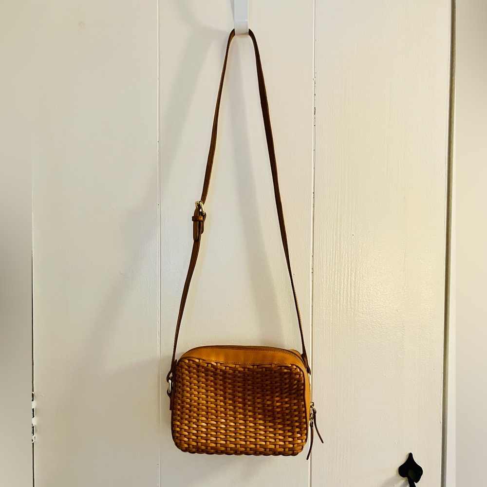 Other Stories Woven Leather Camera Bag - Picture 4 of 6